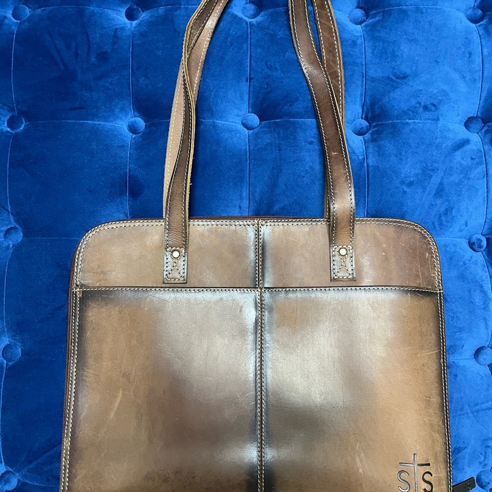 STS Ranchwear Genuine Leather Shopper/Laptop Carrying Case